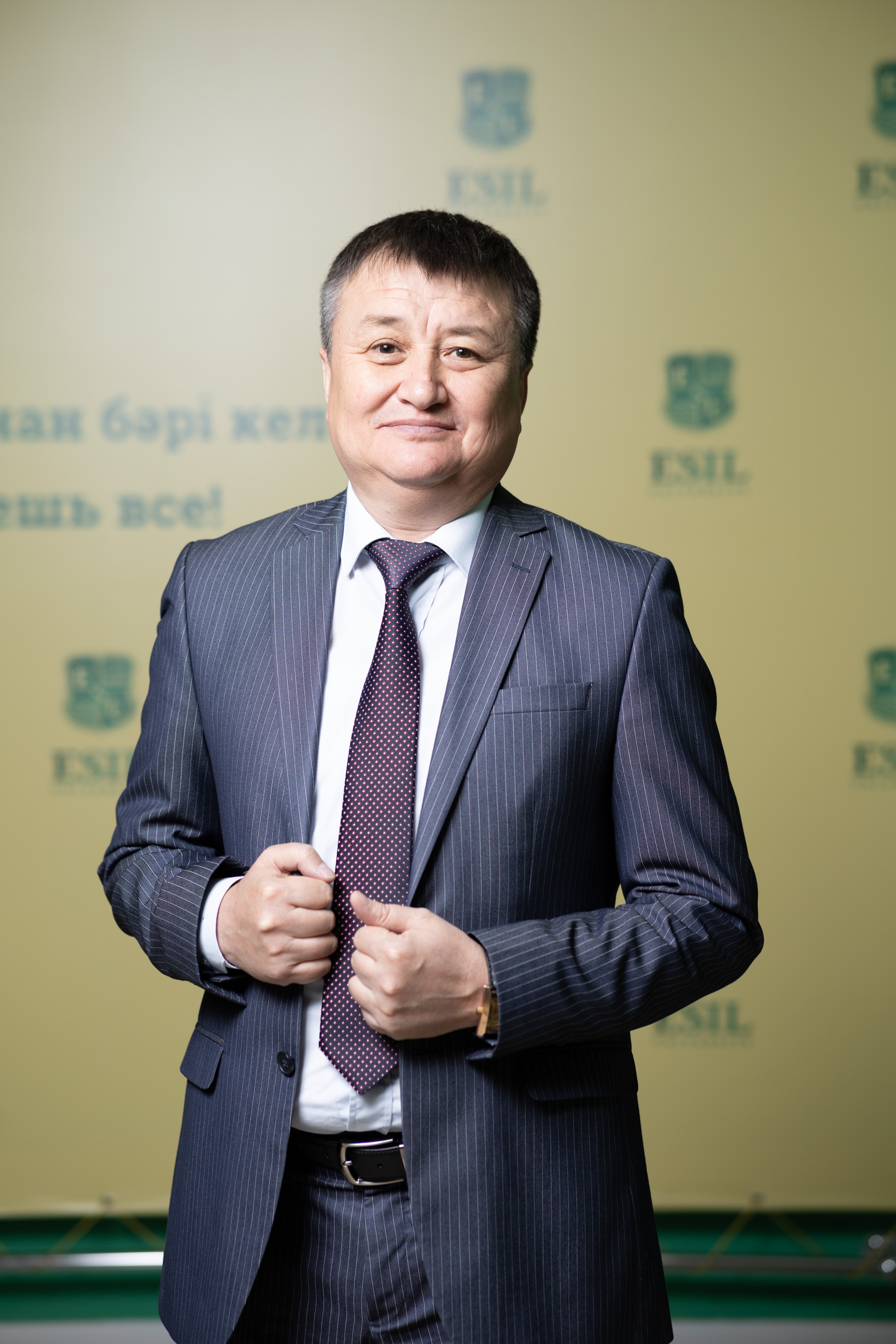 ректор Есиль